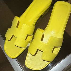 SOLD! Hermes Oran sandal